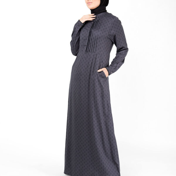 Front view of pintuck tonal print abaya – modest abaya design