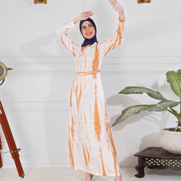 Front view of brown and white tie and dye printed jilbab – modest abaya design